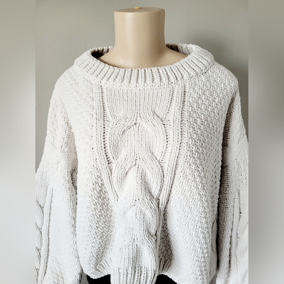 Sadie & Sage Anthropologie Women's Cropped Chunky Cable Knit Sweater Oversized - Picture 15 of 16